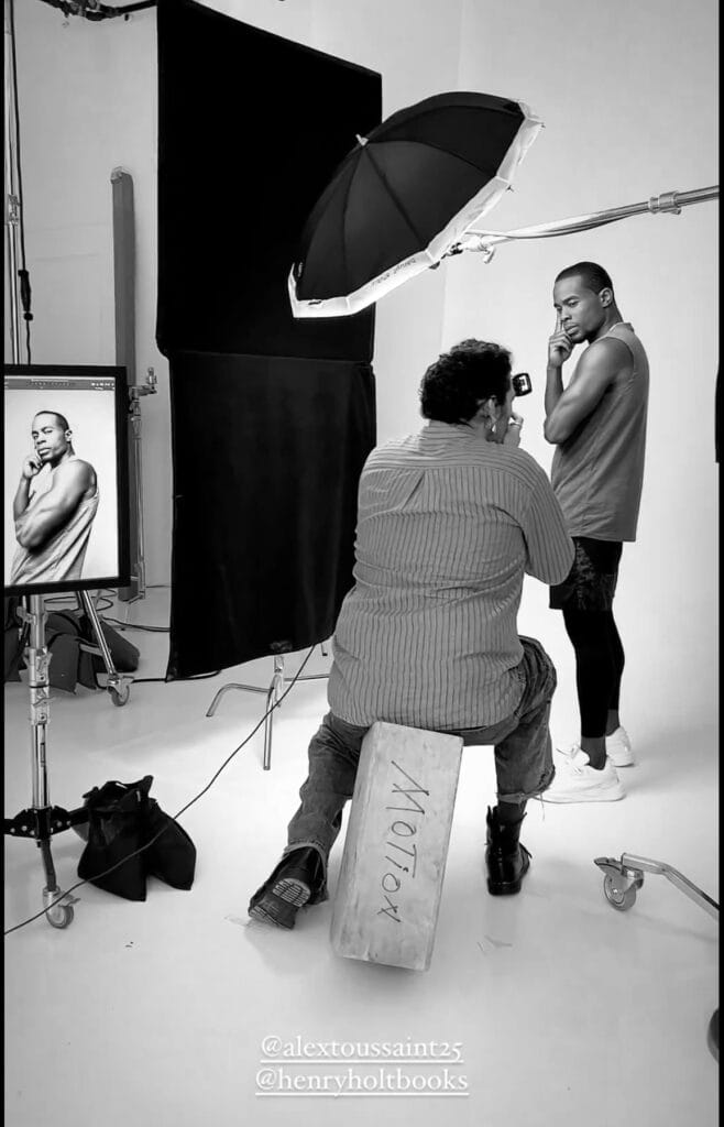 A behind the scenes image from Alex Toussaint doing the cover shoot for his new book.